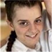 Studentessa diplomata offre lezioni di inglese