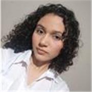 Profesora de apoyo escolar de ciencias generales con experiencia en clases para niños de forma virtual