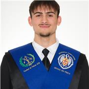 Graduado en Física con +3 años de experiencia desde instituto hasta universidad