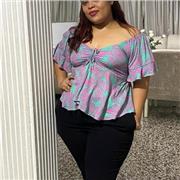 Persona responsable capaza de guiar a los niños en su clases