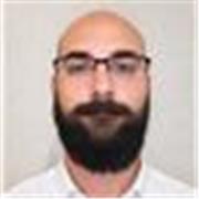 Profesor titulado en filosofía, explico de forma sencilla, haciendo las clases llevaderas para los alumnos.