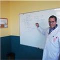 Profesor de física y química, matemáticas y biología desde hace 23 años. alumnos eso