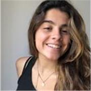 Buenas Mi nombre es Alba y soy una chica de 19 años estudiante de filosofía, política y economía. Estoy buscando faena para combinar con mis estudios y he pensado que aprovechando mi devoción por los niños que mejor opción que trabajar con ellos. Me consi