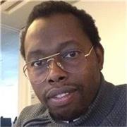 Professeur pluridisciplinaire et pédagogue donne cours particuliers en informatique