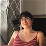 Graduada en Física da clases de matemáticas a nivel ESO y Bachillerato online