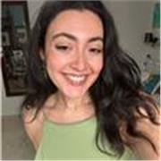 Bióloga capaz de dar clases sobre biología y matemáticas desde primaria hasta bachillerato 