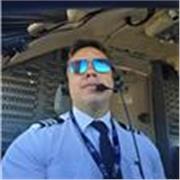 Matematicas primaria y secundaria, fisica, aerodinamica, aeronautica, ingles basico. Fui profesor de secundaria, soy instructor