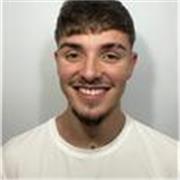 Profesor de apoyo especializado en dar clases a niños de forma online o presencial