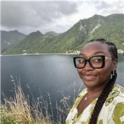 Étudiante ayant une licence en marketing propose des aides aux devoirs du CP au 3ème