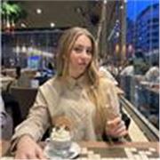 italian tutor teaches students of all ages