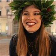 Studentessa magistrale in lingue e letterature moderne impartisce lezioni di francese (grammatica e/o letteratura)