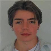 J'enseignerais à des élèves du primaire au lycée l'anglais, à un niveau adapté aux besoins