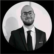 Titulaire de l'examen d'entrée à l'école des avocats, je suis à même de dispenser des cours dans toutes les matières juridiques.