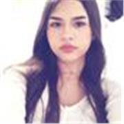 No soy profesora titulada, tengo 18 años y llevó ayudando a los más pequeños de la familia muchos años en sus tareas 😊. 