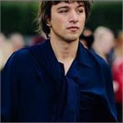 Would you like to understand the process needed to create a solid and creative portfolio?