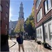 Ingeniero de profesión y apoyo como profe en diferentes asignaturas para niños de diferentes edades, ayudando a su intelecto 