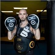 Instructor europeo de defensa personal en Bogotá: clases reales, simples y efectivas. Descuentos para paquetes