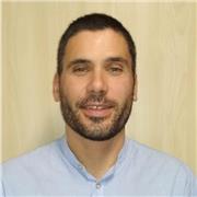 Licenciado en CC.Empresariales. 25 años de experiencia como contable
