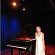 Profesora de Piano apta para todos los niveles 