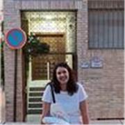 Graduada con máster en Formación del Profesorado imparte clases de inglés a alumnos/as de Primaria y Secundaria