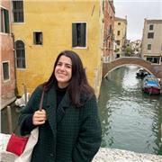 Offro lezioni private di materie umanistiche e di inglese.