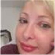 Laureata in Lettere moderne impartisce lezioni