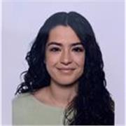 Responsable, empática, paciente y comunicativa. Niños y adolescentes. 