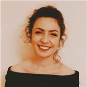 Profesora de violín, viola y músico de orquesta, con experiencia enseñando a todos los niveles, y capacitada para enseñar en Español, Inglés, Alemán y Rumano