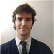 Ancien élève du Lycée Français de Madrid. Disponible pour des leçons de français face a face ou online