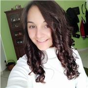 Studentessa di conservatorio, pianista se disponibile a tenere lezione di strumento e teoria musicale