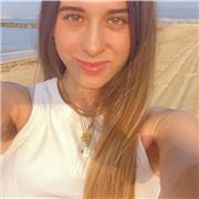 Graduada en Educación Primaria con mención en Inglés