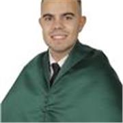 Profesor de Educación Primaria, con especialidad en Educación Especial y gran gusto por los niños y su aprendizaje.