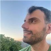 La laurea in Filologia Moderna, con il previo studio delle lingue durante la triennale (laurea in Studi Umanistici SU- curriculum 