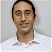 Laureato in Biodiversità ed evoluzione Biologica impartisce lezioni di Biologia, chimica di base/organica e scienze naturali (elementari, medie, superiori)