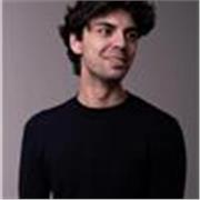 Pianista diplomato al conservatorio impartisce lezioni di pianoforte, musica da camera per allievi di tutte le età e livelli