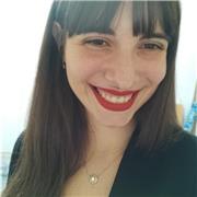 Studentessa d'Arte impartisce lezioni di Storia dell'Arte per studenti di scuole superiori, medie ed elemetari