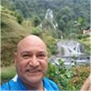 Profesor Certificado Nativo Americano con 15 años de experiencia preparando estudiantes con método comunicativo