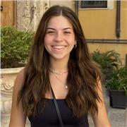 Adapto mis clases de refuerzo de inglés y matemáticas a mis alumnos