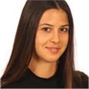 Ciao! Sono Klea, laureata in mediazione linguistica (inglese e tedesco) e ora svolgo un master in International Management
