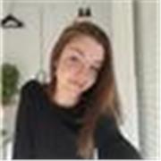 Estudiante de periodismo graduada en bachillerato de ciencias sociales. Experiencia como profesora de clases particulares.