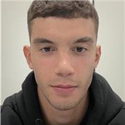 Estudiantes de ingeniería Ofrece clases particulares tanto presenciales como online de Matemáticas y Física particularmente aunque también puede ser inglés (titulo de B2) clases desde infantil hasta bachiller.