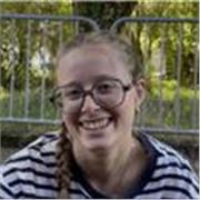 Étudiante, propose un soutien scolaire pour les élèves de la 6eme à la première 