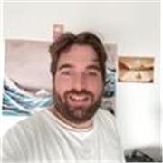 Profesor posgraduado en Filosofía con experiencia en EBAU