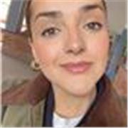 Soy una chica alegre y con don de gentes. Especializada en Inglés, pero si necesitas apoyo en otras materias, no dudes en pedirlo