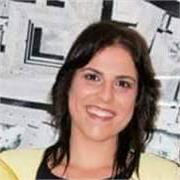 Insegnante offre ripetizioni di matematica, economia e informatica per studenti di scuole medie e superiori