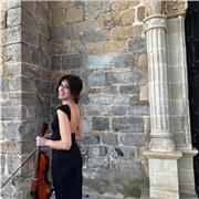 Clases de viola para todos los niveles. Graduada de grado superior en interpretación- viola