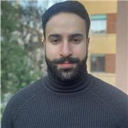 Insegnante di inglese certificato CELTA con esperienza internazionale. Lezioni dinamiche per adulti e bambini a Venezia e online