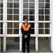 Estudiante, profesor de inglés, acudiendo a clases desde los 6 años, actualmente tengo 21.