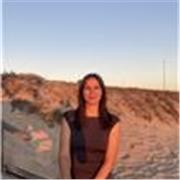 soy maestra de primaria e infantil titulada por la universidad de barcelona