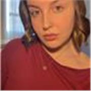 studentessa universitaria pronta a seguirti nel percorso linguistico!